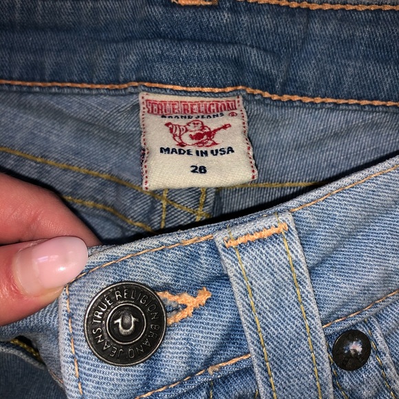 True Religion Light Wash Capri Jeans 26 - Picture 4 of 7